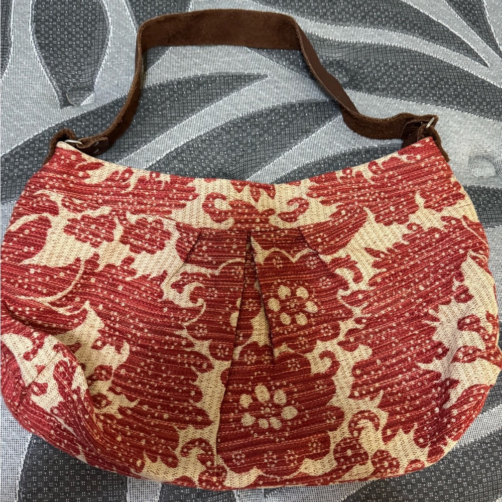 Burnt orange and Cream Floral Shoulder Bag with Vintage Elegance